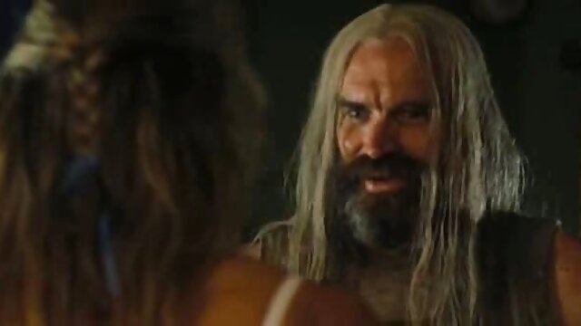 高品質 :  ボインのブロンドの湯たんぽはストリップクラブで強打されます 女性 専用 無料 エロ アニメ エロ動画 