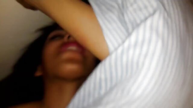 高品質 :  2人の狂ったベイビーがレストランで猫を舐めています;トイレ エロ アニメ 女 エロ動画 