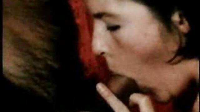 高品質 :  レスリングの試合はレズビアンのストラップオンアクションで終了します アニメ 女 エロ エロ動画 