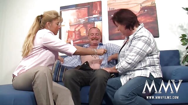 高品質 :  眼鏡をかけたベイブはセックスに夢中になっているあばずれ女で、彼女は今彼のチンポを欲しがっている 無料 エロ アニメ 女性 エロ動画 